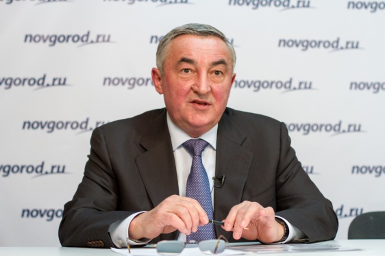 Депутаты признали работу мэра и администрации Великого Новгорода за 2015 год удовлетворительной