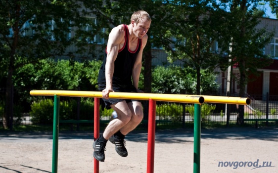 В Великом Новгороде 79% спортивных площадок у городских школ не соответствуют нормам