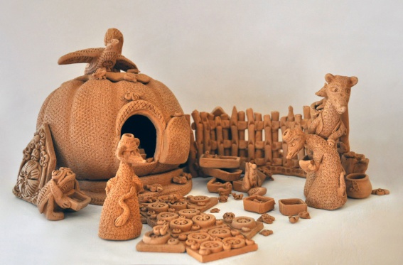 Завтра в Детском музейном центре откроется выставка глиняных игрушек