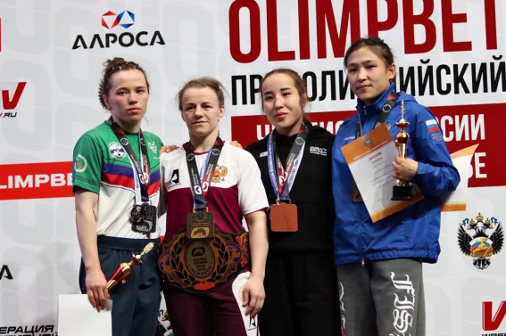 Новгородка Надежда Соколова стала чемпионкой России по спортивной борьбе