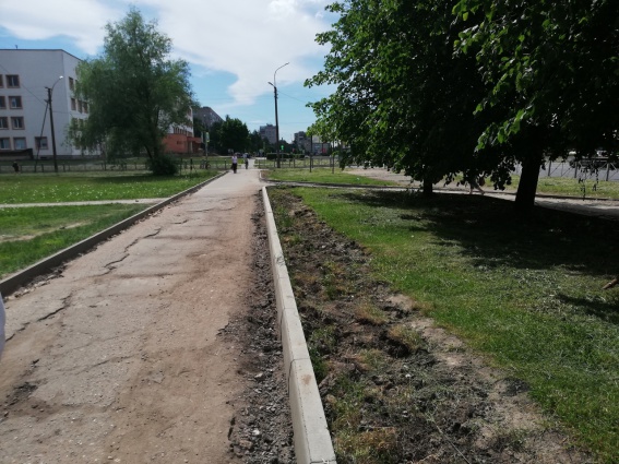 На улице Кочетова отремонтируют тротуар и участок дороги