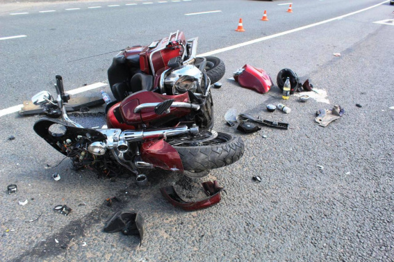 За сутки на дорогах Новгородской области пострадали два мотоциклиста