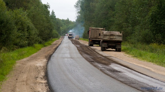 Почти миллиард рублей направят на ремонт дорог в трёх районах Новгородской области