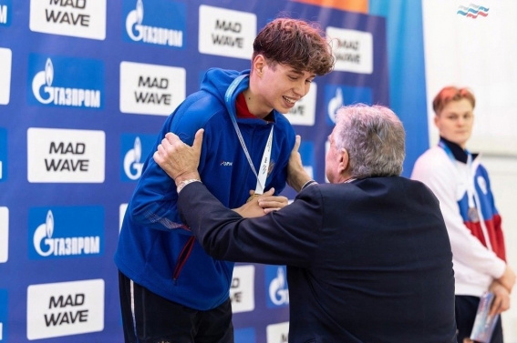Новгородец Егор Бабинич стал двукратным победителем первого этапа Кубка России по плаванию