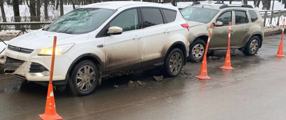 За сутки два человека пострадали в ДТП на дорогах Новгородской области