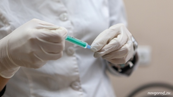 В Новгородскую область поступила вакцина ЭпиВакКорона
