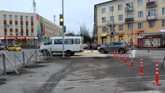 Дороги в Великом Новгороде отремонтировали за счёт экономии районов