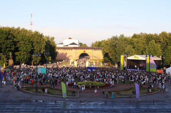 Более 8 тысяч человек посетили День молодёжи в Великом Новгороде