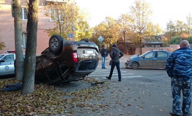 ДПТ 20 октября на ул. Андреевская. © Фото Евгения Игнатенко