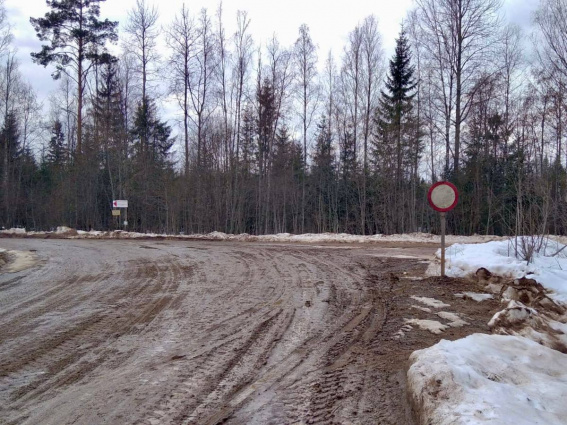 Минтранс Новгородской области ограничил движение на некоторых дорогах из-за распутицы