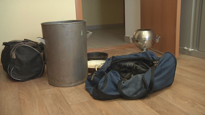 Пскович сдавал награбленную в Новгородской области металлическую посуду, чтобы оплачивать местное общежитие