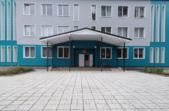 В Холмской детской школе искусств завершается капитальный ремонт