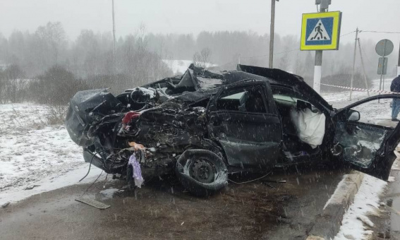 В Валдайском округе на М10 в ДТП погибли два человека