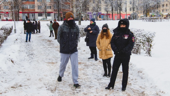 Студентке технологического колледжа назначили 30 часов обязательных работ за организацию митинга в поддержку Навального