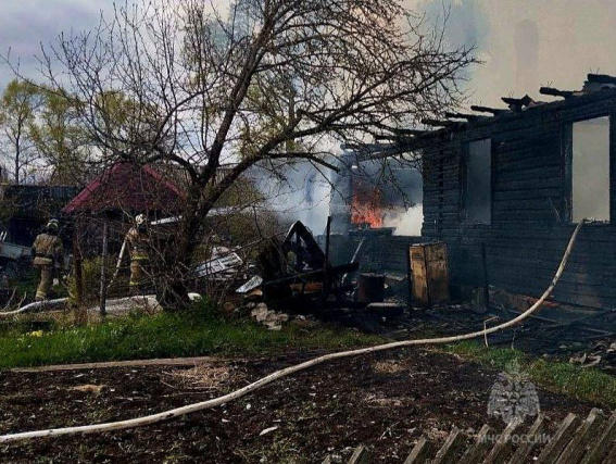 За выходные в Новгородской области произошло 11 пожаров