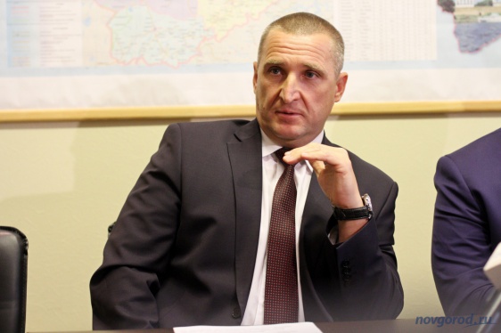 Руководитель регионального департамента транспорта и дорожного хозяйства Александр Тарасов. 