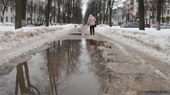 Завтра новгородцев ожидает мокрый снег и гололедица