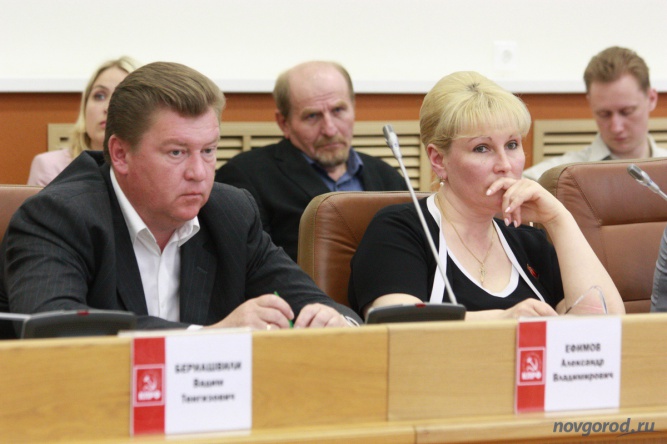 Александр Ефимов (слева). © Фото из архива интернет-портала «Новгород.ру»