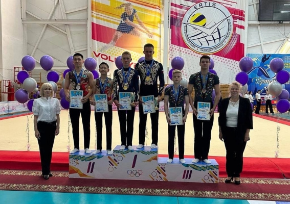 Новгородские акробаты выиграли международный турнир