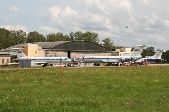 Разбивший Ту-154 RA-85572 в аэропорту «Чкаловский», 2012 год. © Википедия