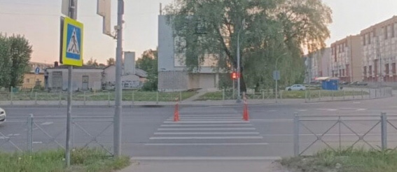 Водитель авто сбил пешехода и скрылся с места ДТП в Великом Новгороде