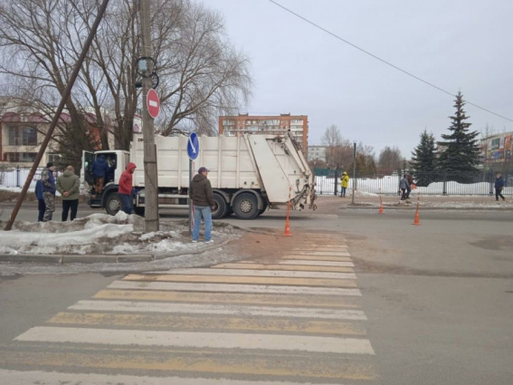 В Великом Новгороде водителя мусоровоза будут судить за гибель ребёнка в ДТП