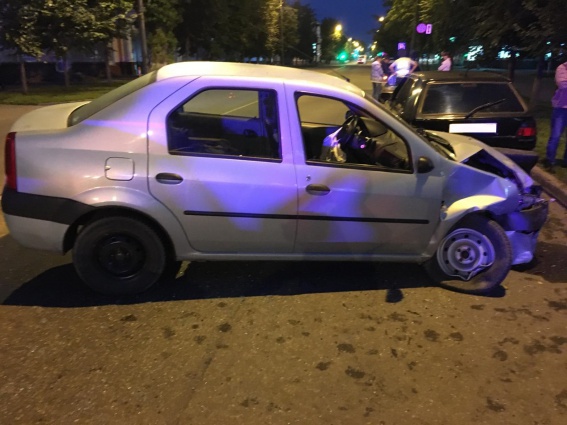 Из-за нетрезвого водителя в Великом Новгороде пострадали три человека, включая ребёнка