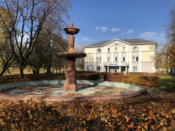 В Великом Новгороде сквер «У старого фонтана» переименовали в сквер Печати