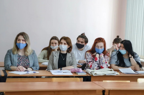 Учебный год в Новгородском университете начнётся очно