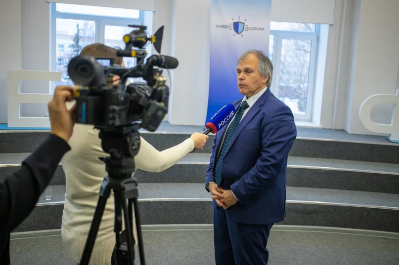 Олег Седов, директор по развитию направления «Кибербезопасность для населения», «Ростелеком-Солар». 