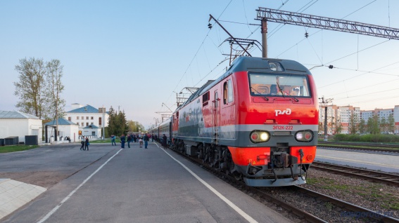 Поезд №42 Великий Новгород — Москва. 