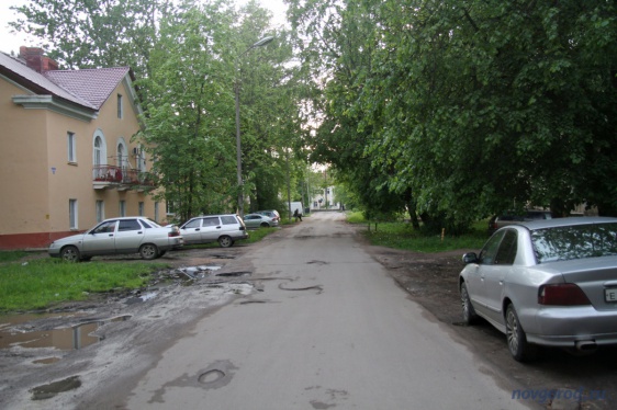 улица Локомотивная. 