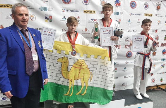 Новгородские тхэквондисты завоевали золото и бронзу на всероссийском турнире