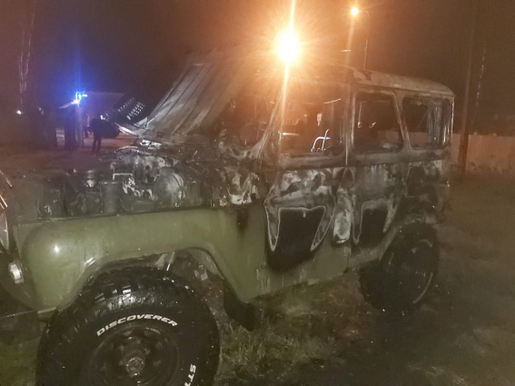 В Трубичино в сгоревшем автомобиле обнаружили погибшего