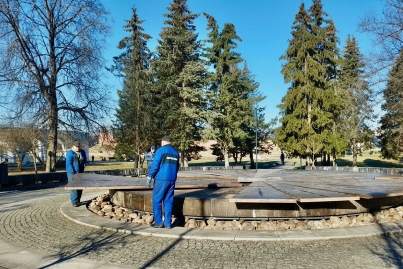 © Комитет городского и дорожного хозяйства администрации Великого Новгорода