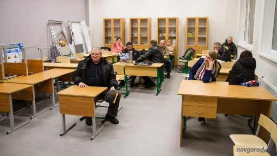 Приёмная кампания в первые классы стартовала в Новгородской области