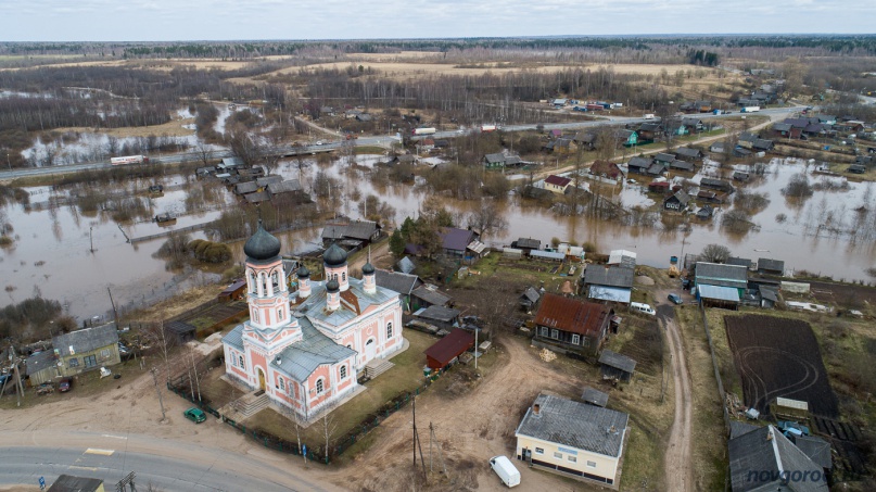 Паводок в Крестцах (апрель 2018 года). © Фото из архива интернет-портала «Новгород.ру»