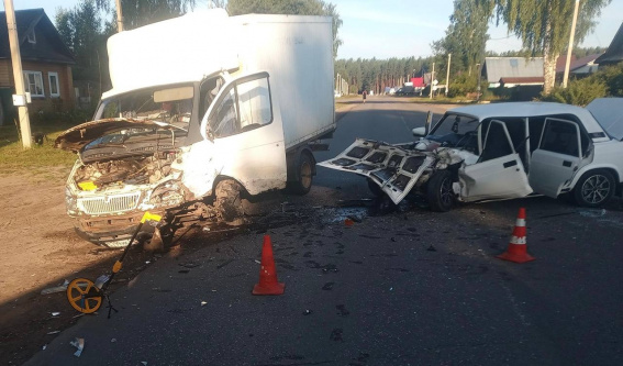 В Пестово нетрезвый водитель спровоцировал ДТП