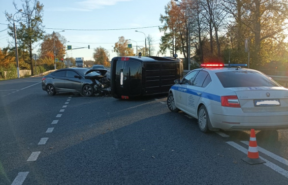 В Спасской Полисти в ДТП пострадали три человека