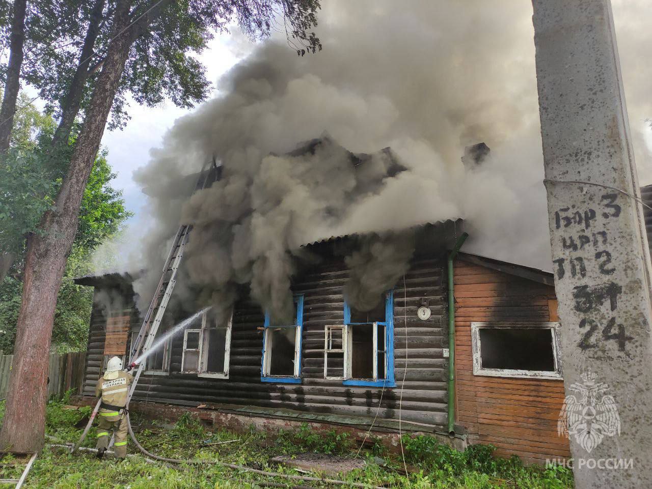 На пожаре в Боровичах погиб человек | 14.07.2023 | Великий Новгород -  БезФормата