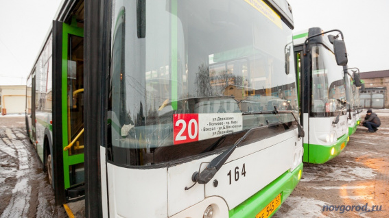 В Великом Новгороде автобусы перейдут на зимнее расписание с 10 октября