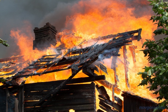 Пожар в городе Малая Вишера, произошедший 4 июля. © Фото из архива интернет-портала «Новгород.ру»