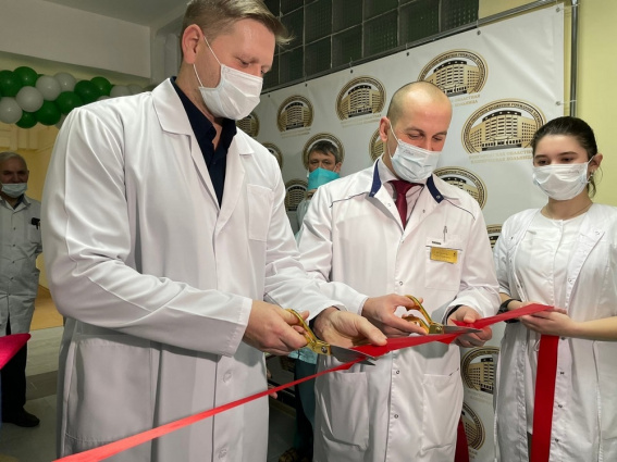 Хирургическое отделение Новгородской областной клинической больницы открылось после капремонта