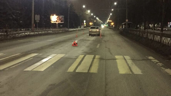В Великом Новгороде водитель сбил мужчину на пешеходном переходе