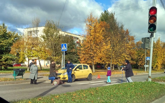 ДТП с участием пешехода на ул. Ломоносова. © Иван Евгеньевич