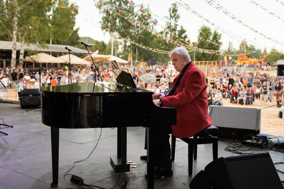 Жителей Великого Новгорода приглашают на джазовый фестиваль под открытым небом