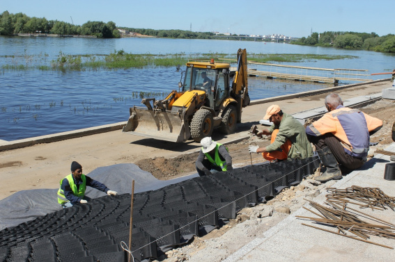 Реконструкция участка набережной Александра Невского завершается