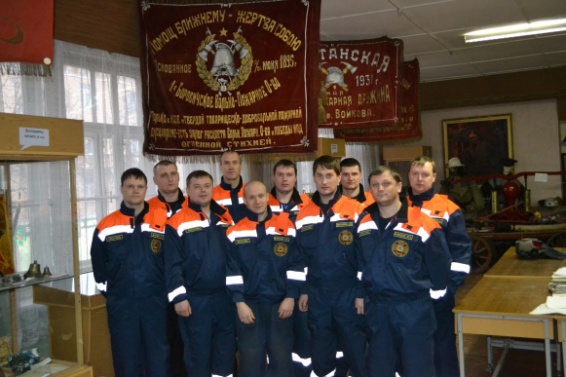 Спасатели боровичского отделения ПАСС. © Фото с сайта uznchs.natm.ru