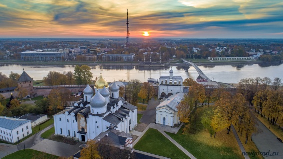 Завтра в храмах Великого Новгорода начнутся пасхальные богослужения