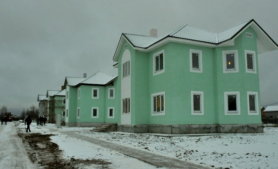 Коттеджный поселок в деревне Волховец. © Фото с сайта www.mitinsg.livejournal.com